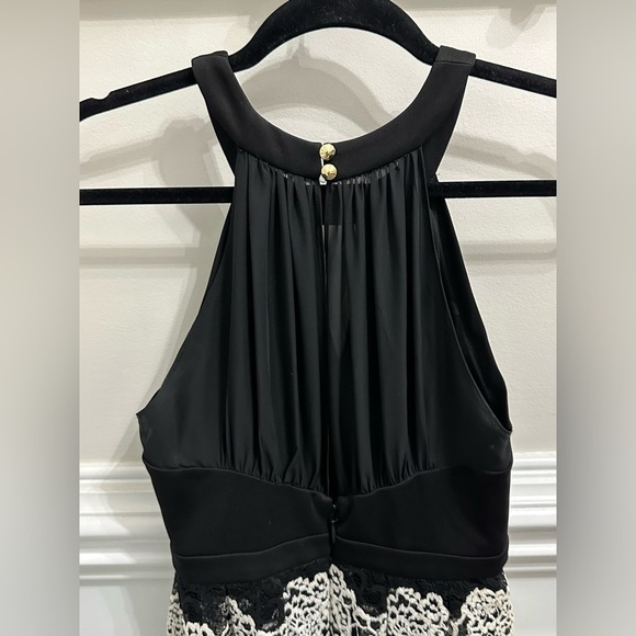 Guess Black and White Lace Mini Halter Key Hole Sheer Back Dress size 2 - Picture 4 of 8